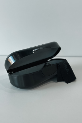 Óculos Classic Slim Preto Light
