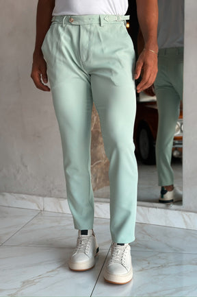 Calça Alfaiataria USERS ALURE com Fivela - Verde Claro