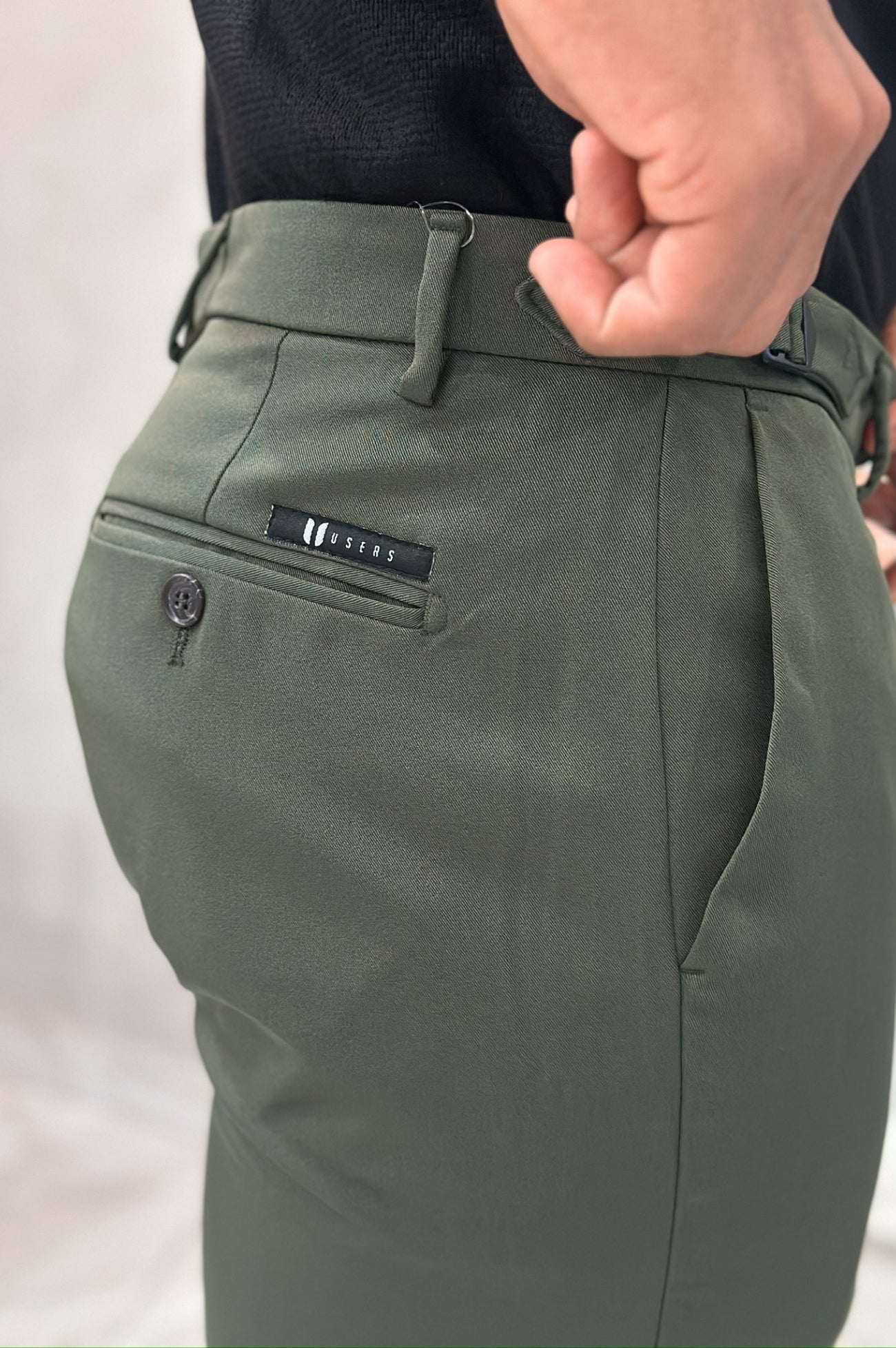 Calça Alfaiataria USERS ALURE com Fivela - Verde