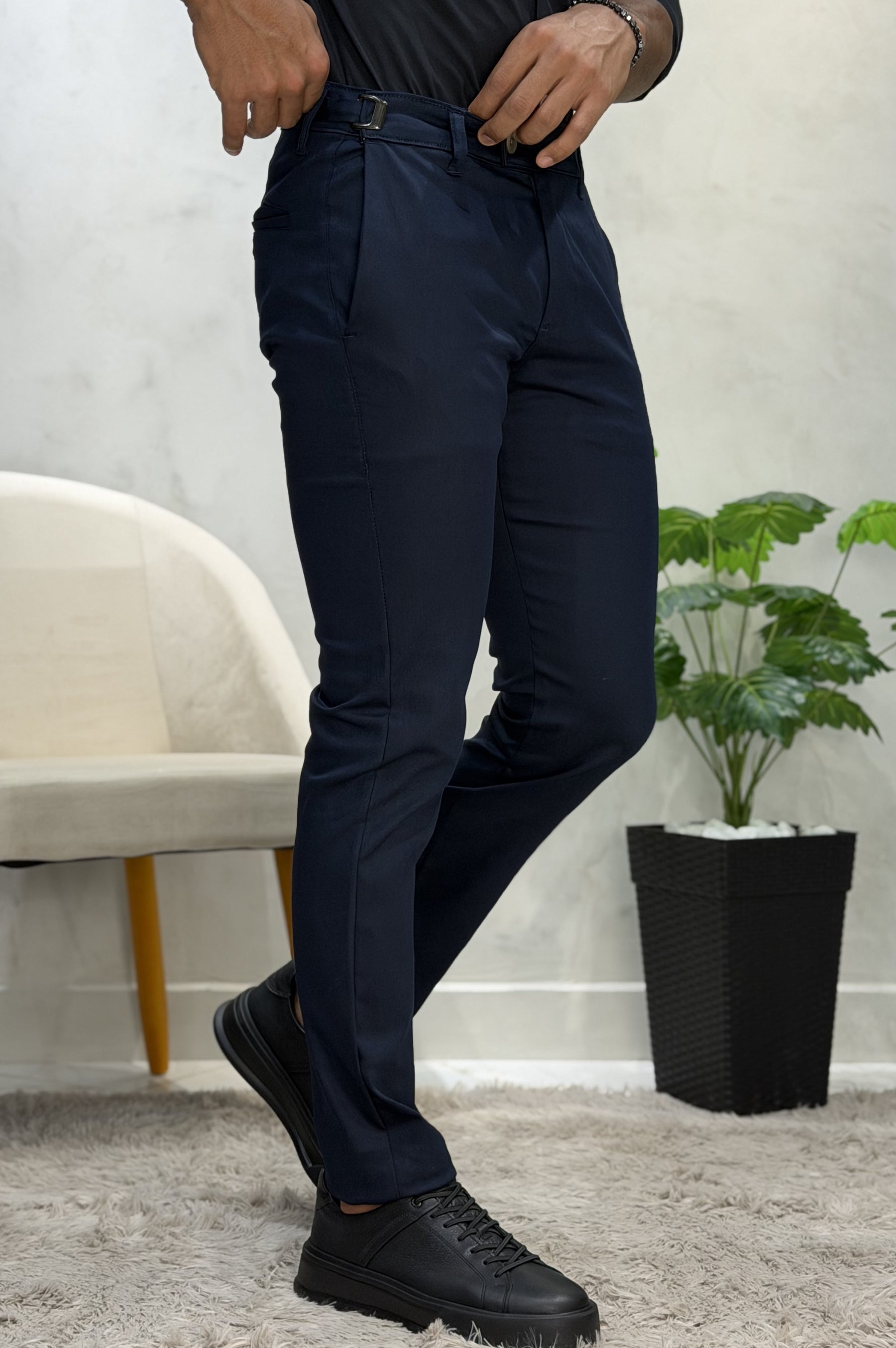 Calça Alfaiataria com regulagem VERSA