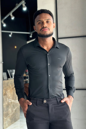 Camisa Soft Tech Manga Longa - Preta