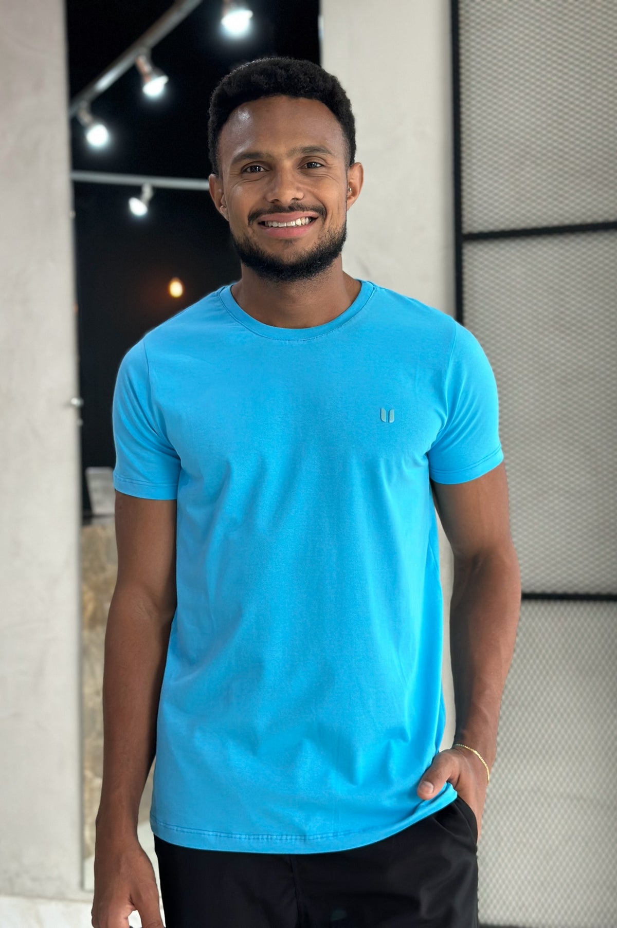 Camiseta Básica Algodão Egípcio USERS - Azul bebê