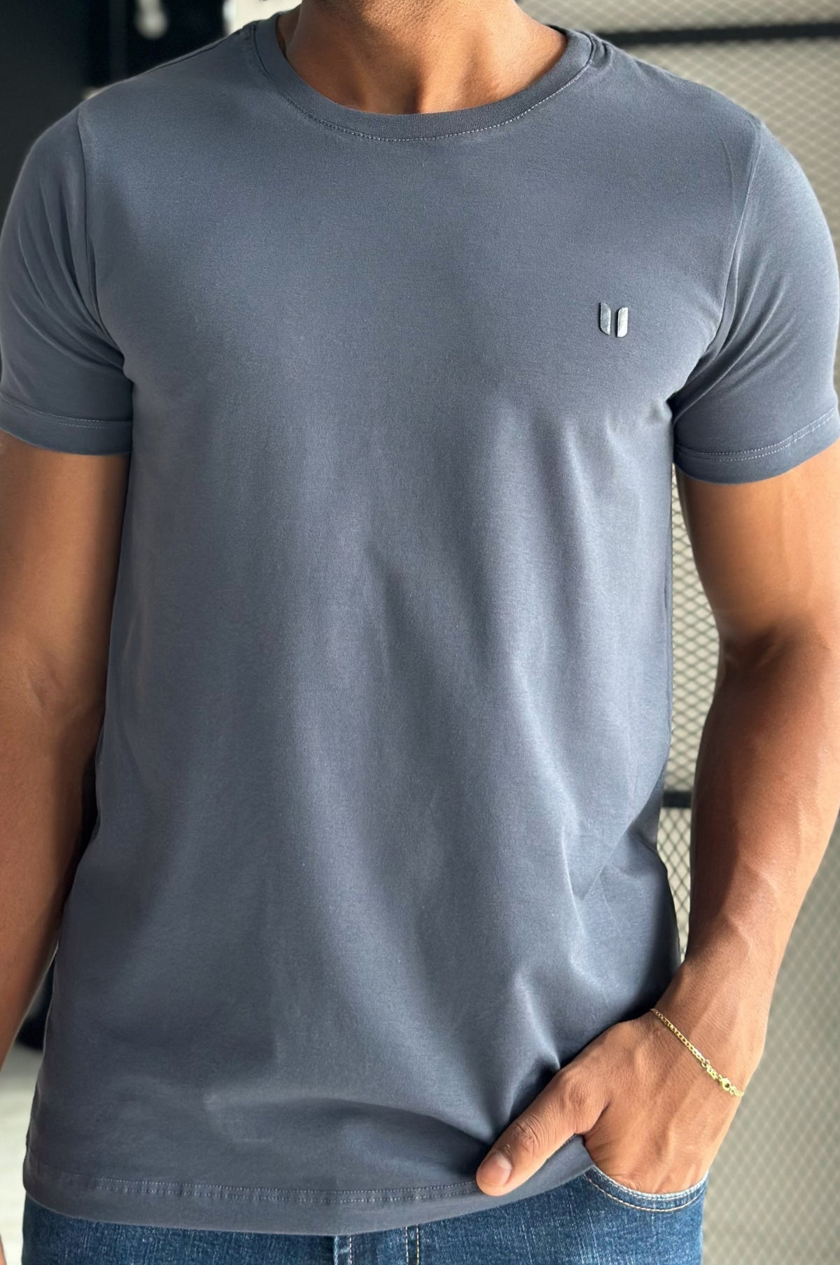 Camiseta Básica Algodão Egípcio USERS - Chumbo