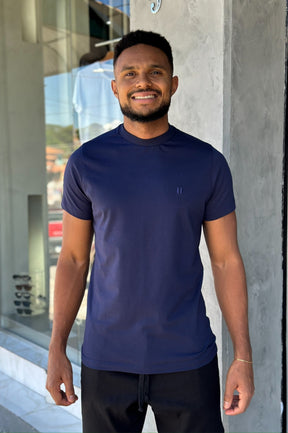 Camiseta Gola Média Essencial Users - Azul