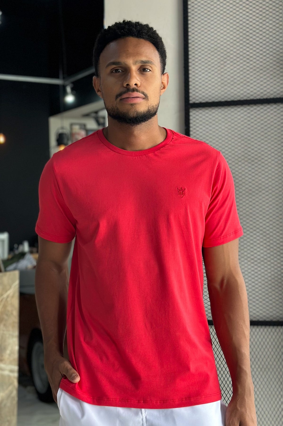 Camiseta Básica Vermelha 100% algodão