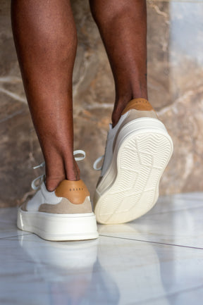 Sneaker Users Sand Wave