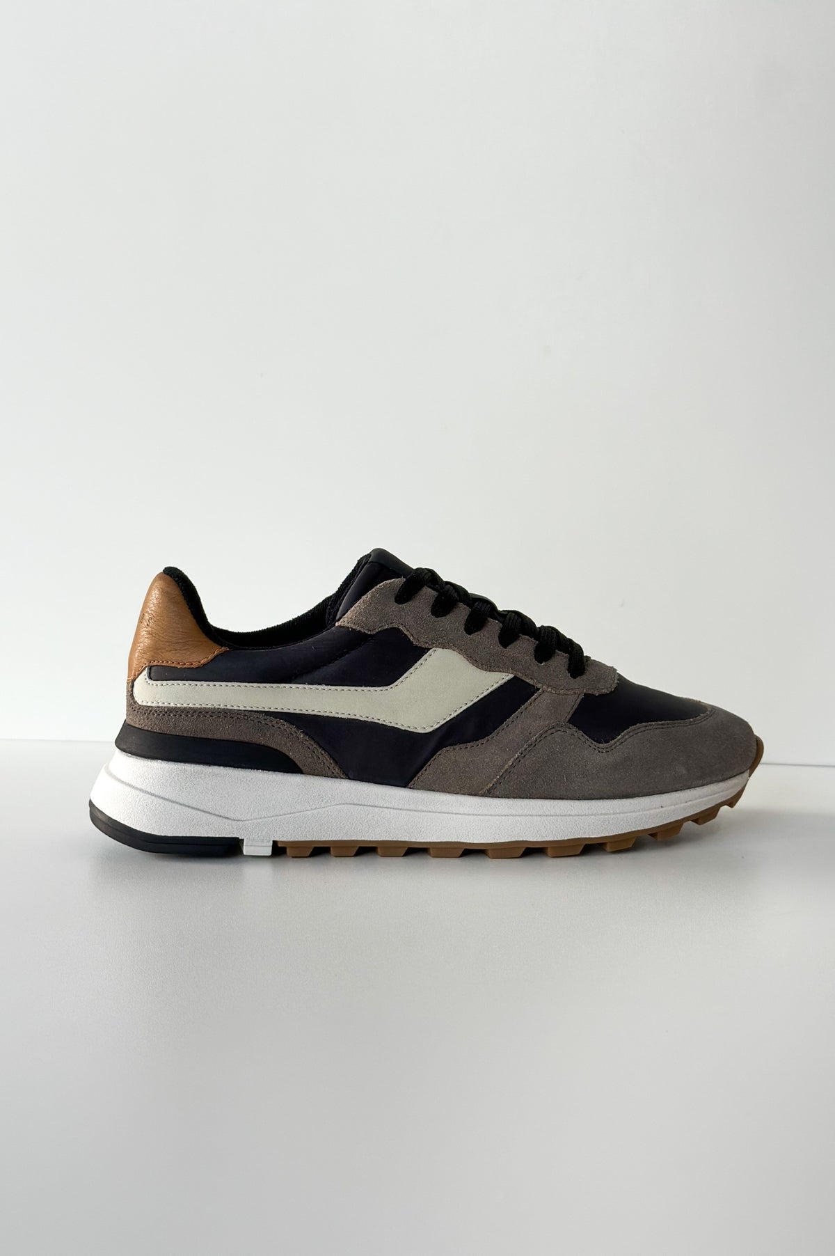 Sneaker Users Storm Camurça