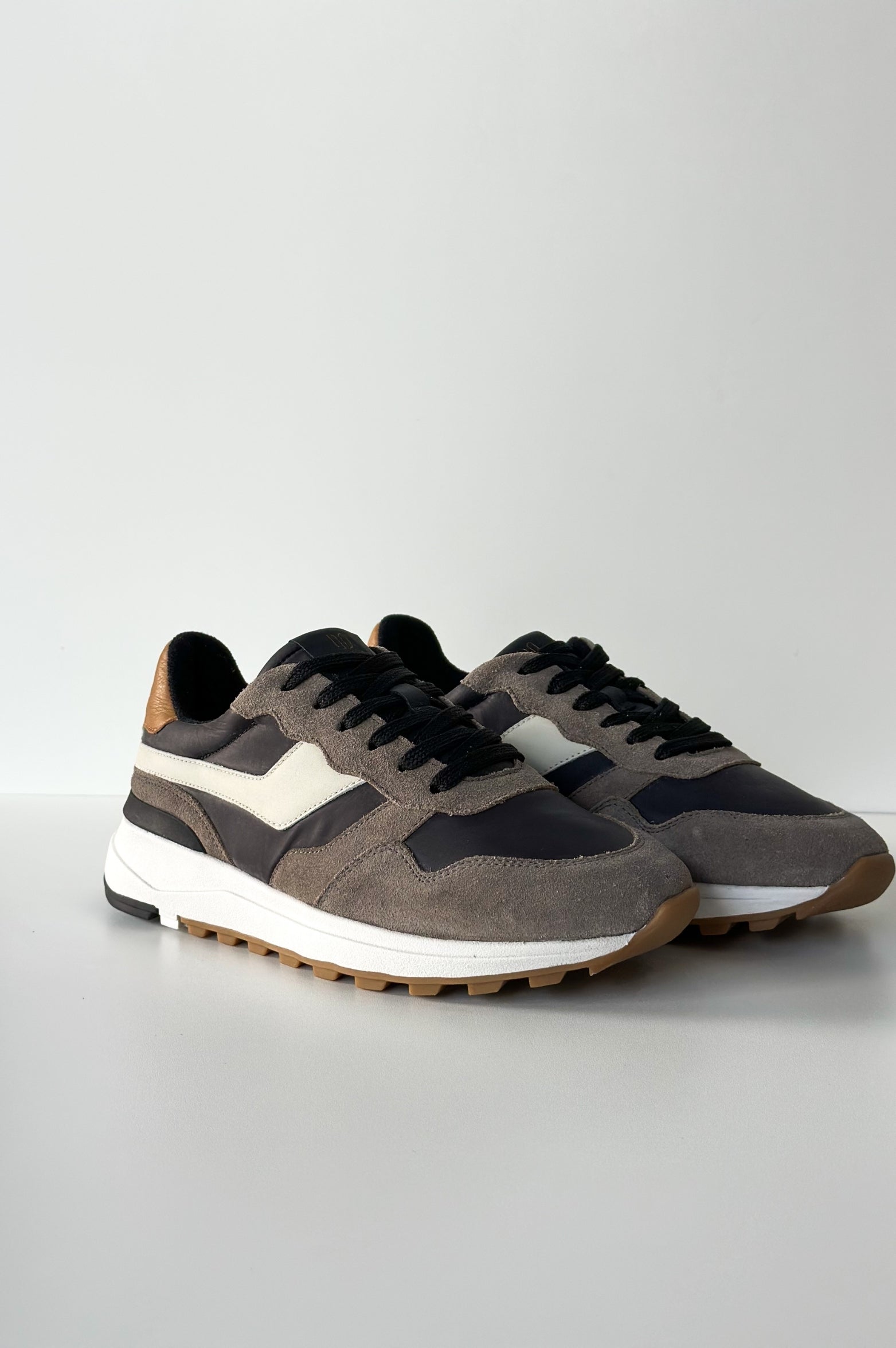 Sneaker Users Storm Camurça