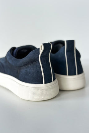 Sneaker Users Stoned Blue